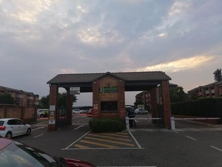 2 Bedroom Apartment in Heuweloord