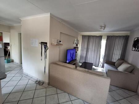 2 Bedroom Townhouse in Highveld