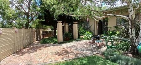 1 Bedroom Apartment in Panorama