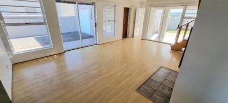 3 Bedroom House in Laguna Sands