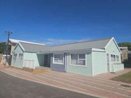 6 Bedroom House in Hartenbos