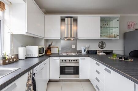 2 Bedroom Apartment in Scott Estate