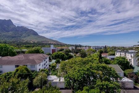 4 Bedroom Apartment in Newlands