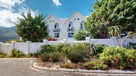 1 Bedroom Apartment in Hout Bay and surrounds