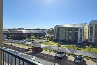 2 Bedroom Apartment in Gordons Bay Central
