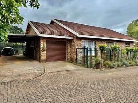 2 Bedroom House in Colts Hill