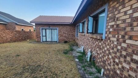 3 Bedroom House in Lydenburg