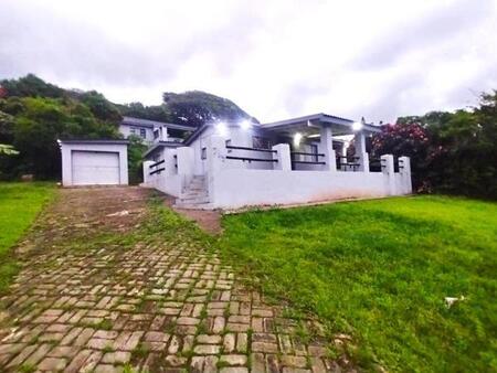 3 Bedroom House in Woodgrange