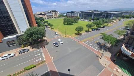 2 Bedroom Apartment in Umhlanga Ridge