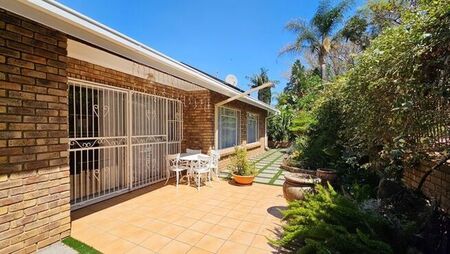 3 Bedroom duet to rent in Faerie Glen, Pretoria