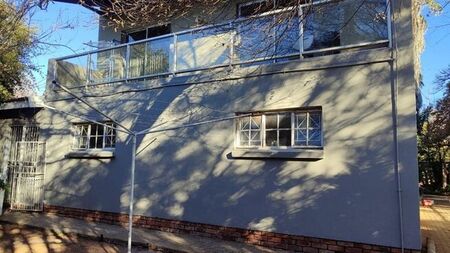 2 Bedroom apartment to rent in Langenhovenpark, Bloemfontein