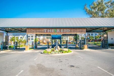 2 Bedroom Apartment in Linbro Park