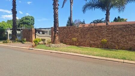 3 Bedroom House in Northcliff