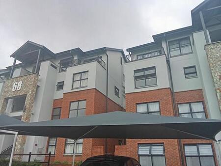 3 Bedroom Apartment in Olivedale