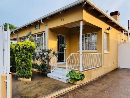 2 Bedroom House in Turffontein