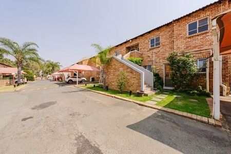 2 Bedroom Townhouse in Liefde en Vrede