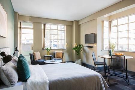 1 Bedroom Apartment in Braamfontein