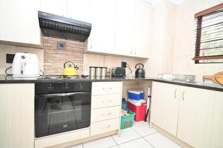 2 Bedroom Apartment in Sunninghill
