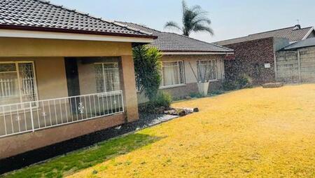 3 Bedroom House in Kempton Park Ext 3