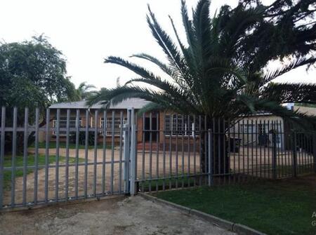 4 Bedroom House in Kempton Park Central