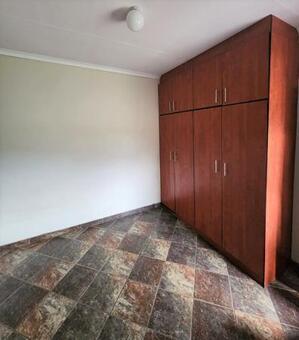 Studio Apartment in Springs Central