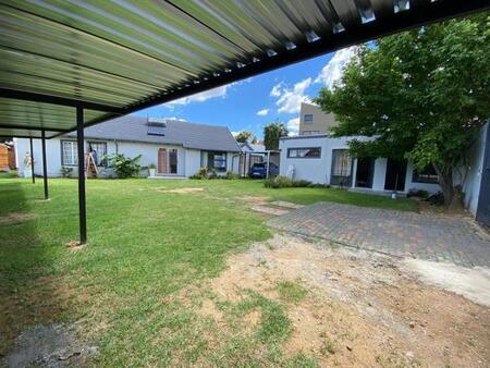 1 Bedroom Apartment in Bonaero Park