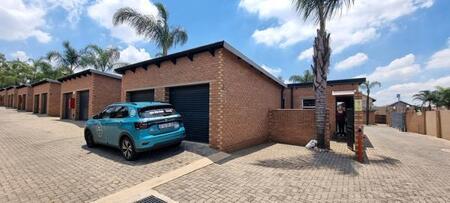 3 Bedroom House in Glen Marais