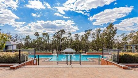 2 Bedroom Apartment in Modderfontein