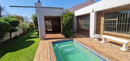 3 Bedroom Cluster in Beyers Park