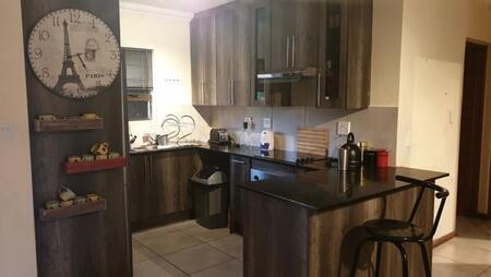 2 Bedroom Apartment in Comet