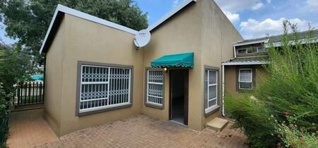2 Bedroom Townhouse in Meyersdal