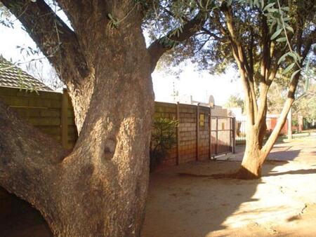 Studio Apartment in Rooihuiskraal