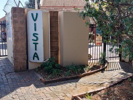 1 Bedroom Apartment in Zwartkop