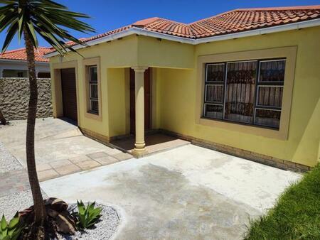 3 Bedroom House in Fairview