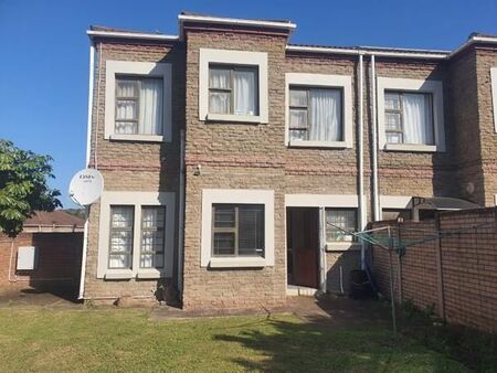 3 Bedroom Duplex in Abbotsford