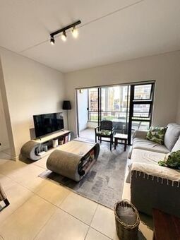 2 Bedroom Apartment in Somerset West Central