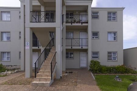 2 Bedroom Apartment in Heritage Park