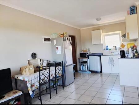 2 Bedroom Apartment in Paarl
