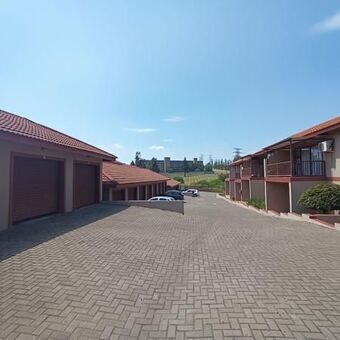 1 Bedroom Apartment in Pioneer Park