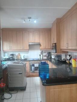 1 Bedroom Simplex in Arboretum