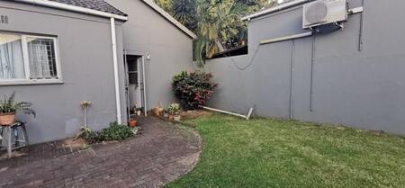 1 Bedroom House in Arboretum