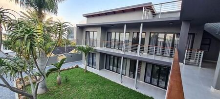 2 Bedroom Apartment in Umhlanga Rocks