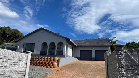 4 Bedroom House in Umhlanga Rocks