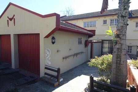 3 Bedroom Townhouse in Malvern