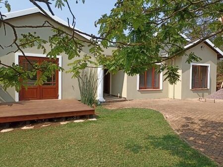 2 Bedroom Apartment in Waterfall