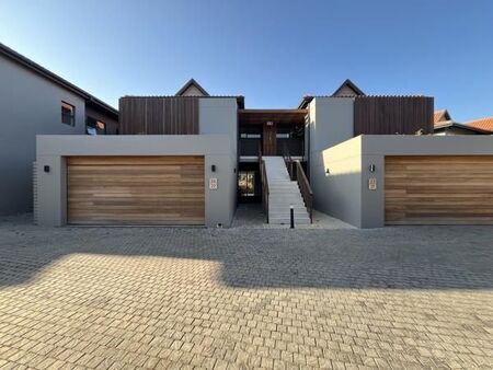 3 Bedroom Apartment in Zimbali Estate