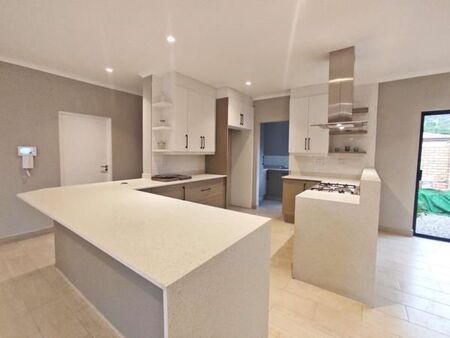 4 Bedroom House in Allens Nek