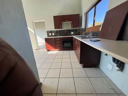 2 Bedroom Apartment in Honeydew