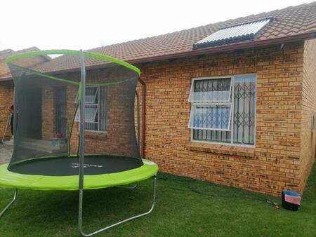 3 Bedroom Townhouse in Witpoortjie
