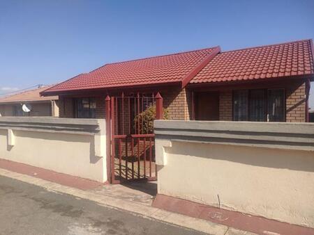 3 Bedroom House in Soshanguve